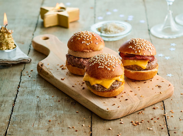 Un Réveillon 2024 Simple et Savoureux : Idées Recettes pour un Soir Inoubliable