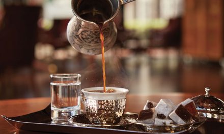 Le café turc, rituel de préparation et de présentation