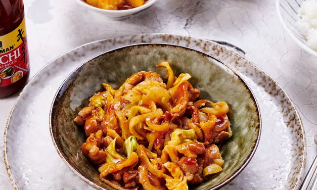 Poitrine de porc sautée avec kimchi