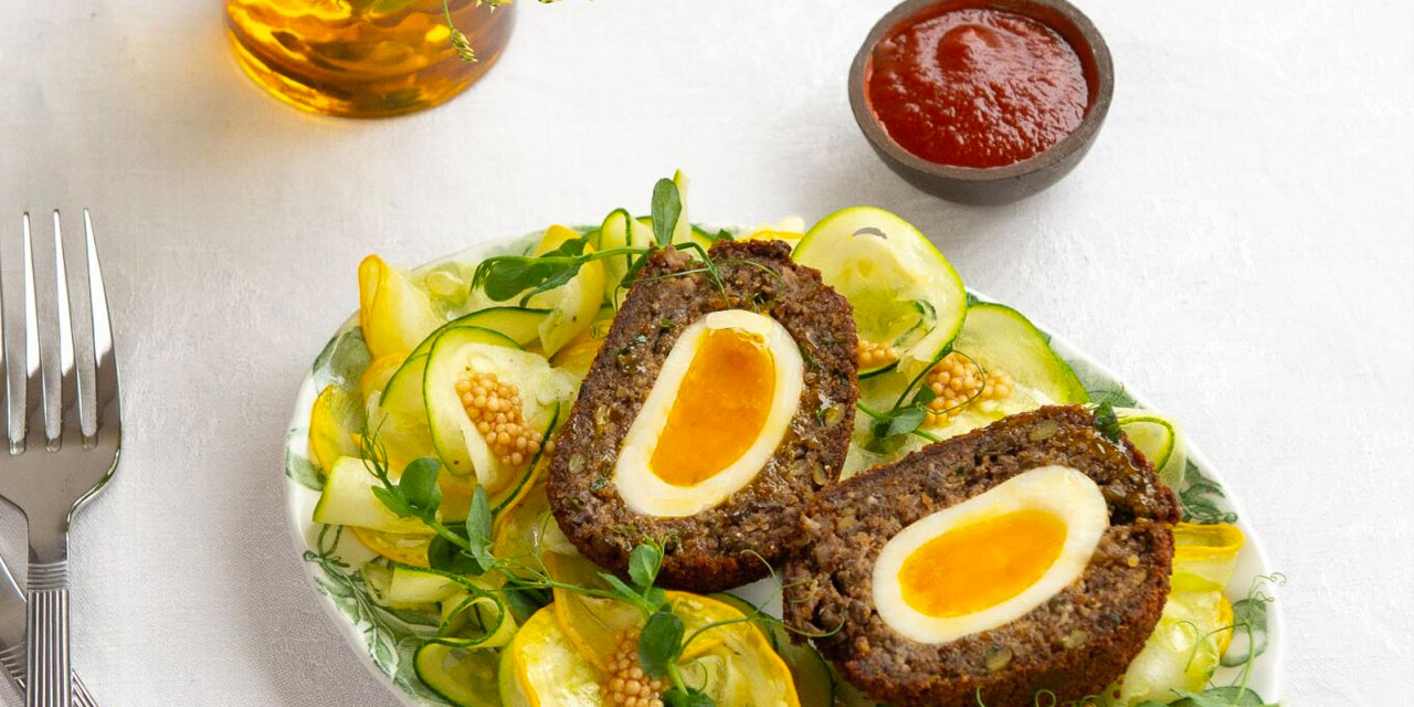 Scotch Egg Label Rouge, farce aux champignons, sauce BBQ maison