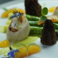 Morilles, asperges vertes et Saint-Jacques