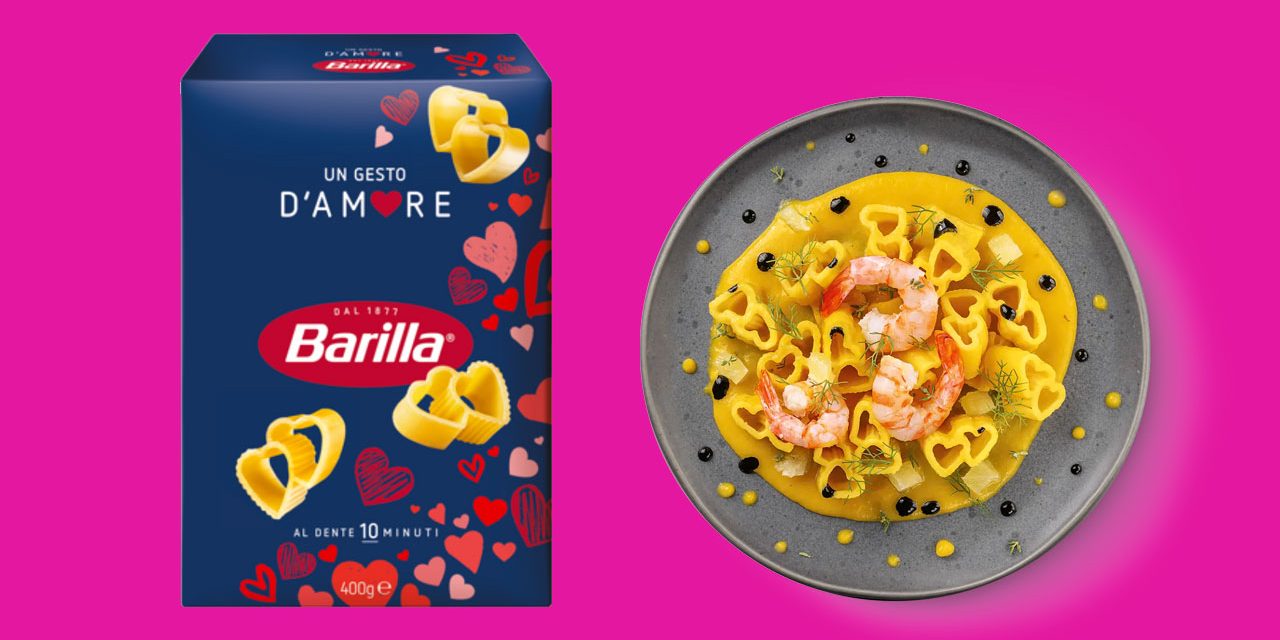 Pasta love au citron vert, crème de fenouil et safran, encre de seiche et crevettes rouges