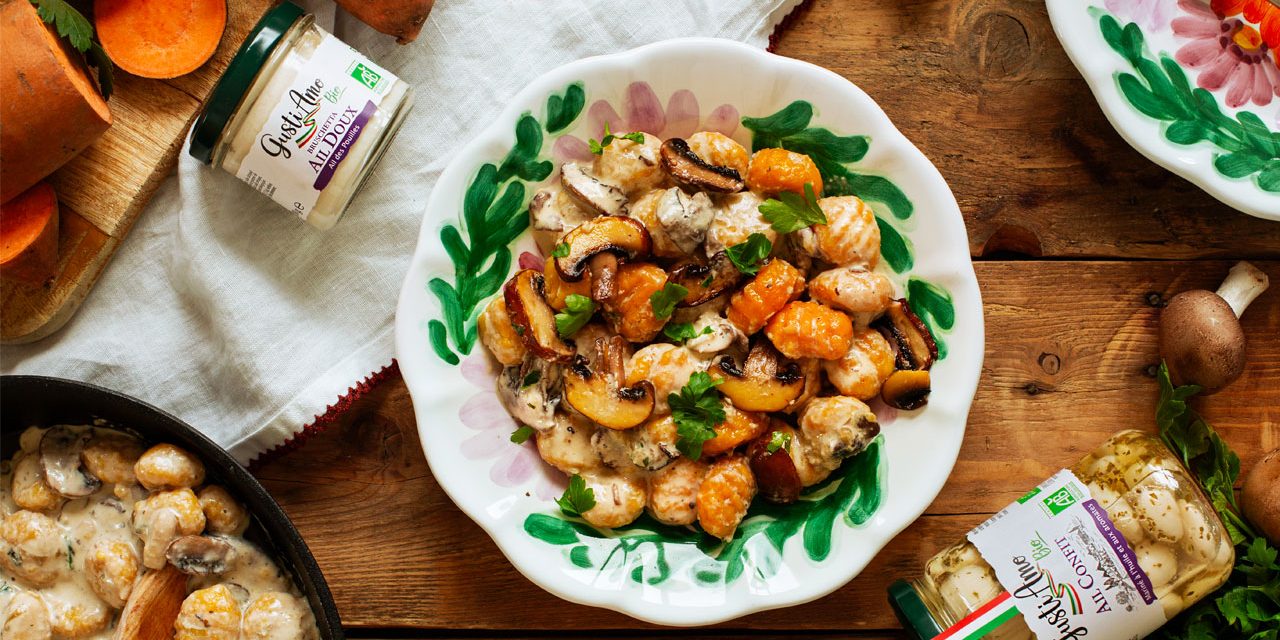 Gnocchis de patate douce, sauce crémeuse aux champignons