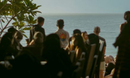Les touristes étrangers et les restaurants français cet été