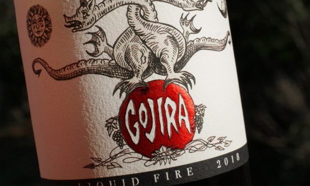 Gojira lance Liquid Fire, son vin de Bordeaux