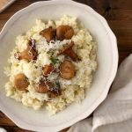Risotto crémeux au lait de brebis, champignons et châtaignes