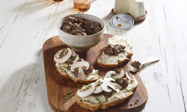 Tartine à la crème de Chaource et aux champignons